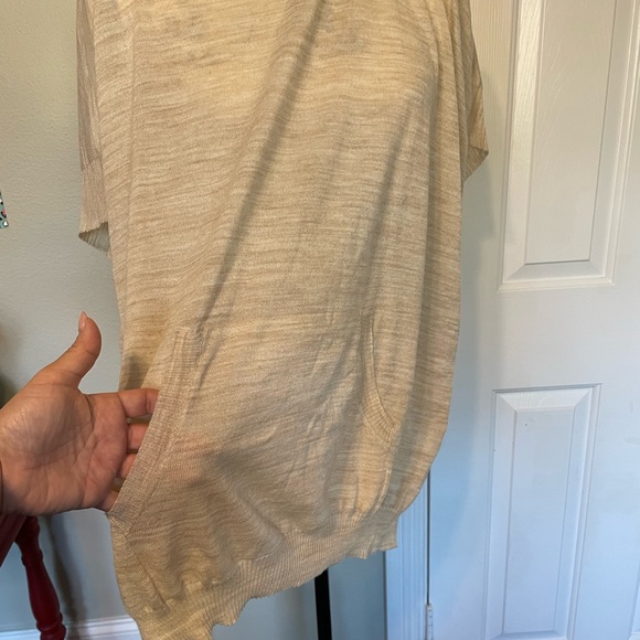 LOFT oversized light weight poncho - Picture 4 of 6